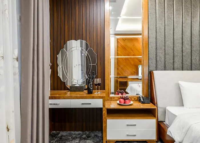Khách sạn Hon Gai 3*